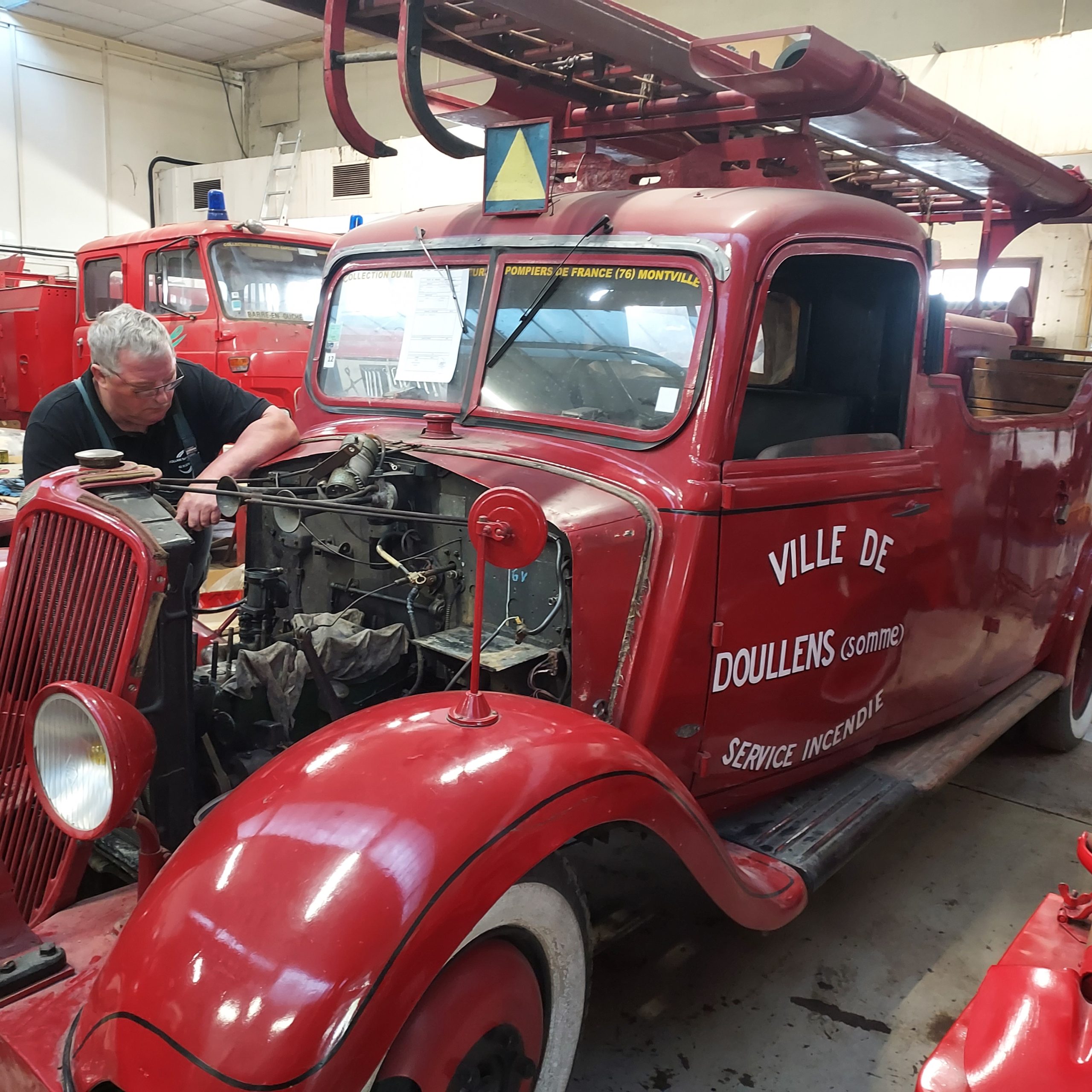 Restauration d&rsquo;une auto-pompe de 1941 venue de Doullens